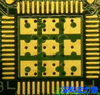 這也是不好的通孔設(shè)計，但部份通孔已經(jīng)用綠漆(mask)蓋上，但仍有部份通孔未塞孔。 