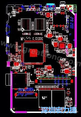 上圖是一個開發(fā)板的PCB，從布局中可以看出各個接口電路分離很明確，SDRAM和DDR以及SD卡接口電路等走線不會造成相互的干擾。-深圳宏力捷