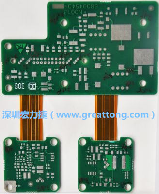 FPCB可作為多片功能載板的連接軟式板材。
